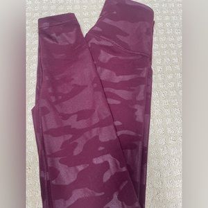 Old navy leggings red cami print XS